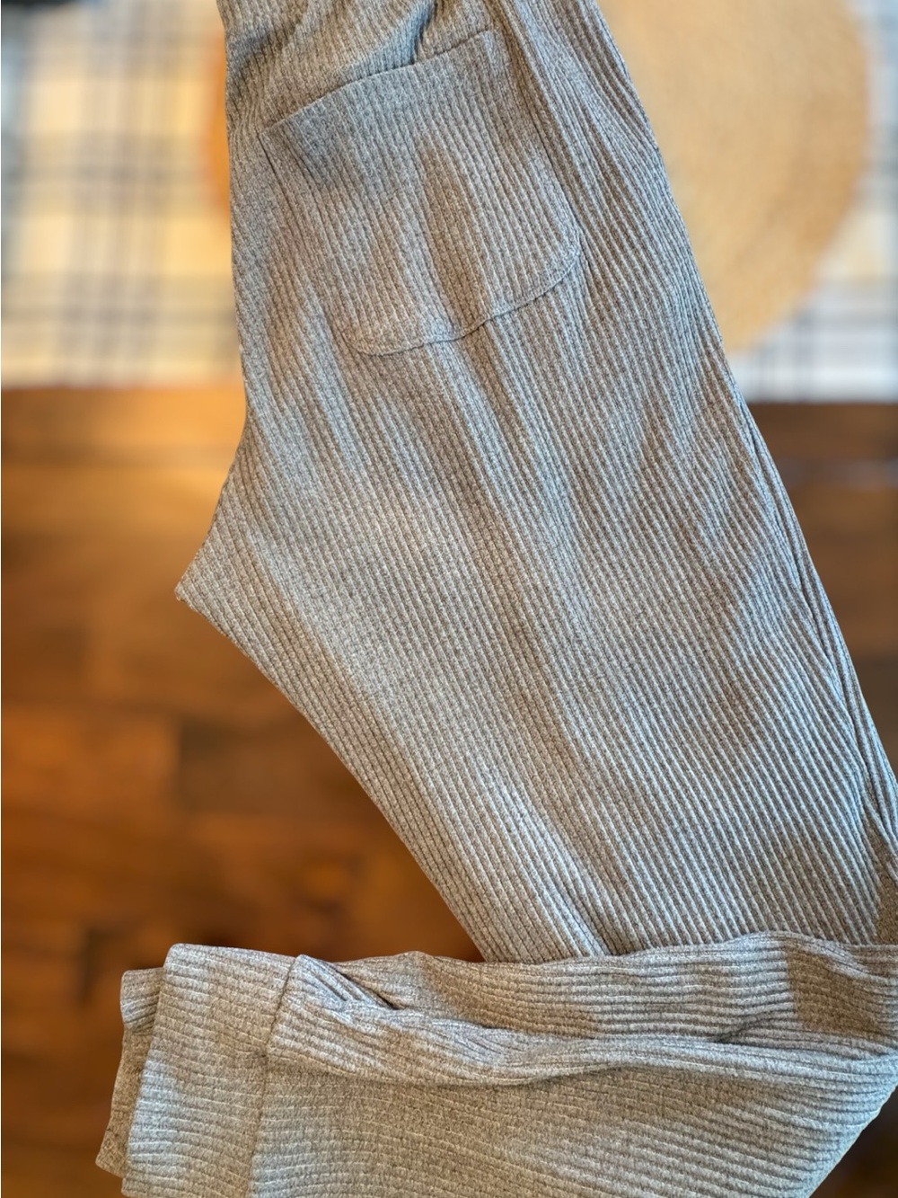 Alo Muse! Cozy Ribbed Cropped Hoodie Set!
This is the darker grey heather. - Picture 4 of 4